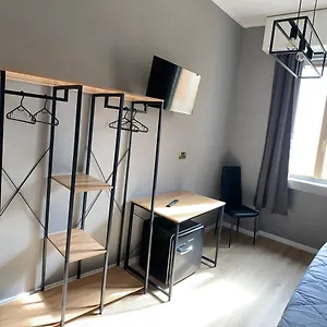 https://riva-reno-4-rooms.emilia-romagnahotels.net